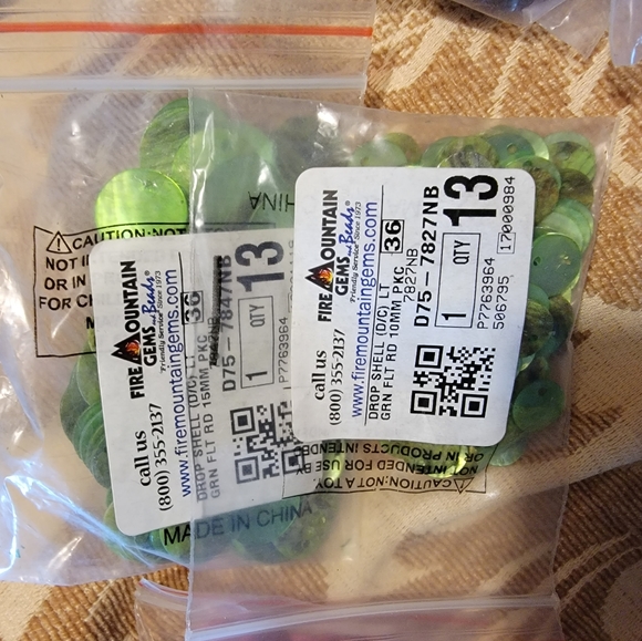 Flat Drop Shell Beads 10mm &15mm Crafting / Sewing - Picture 11 of 12